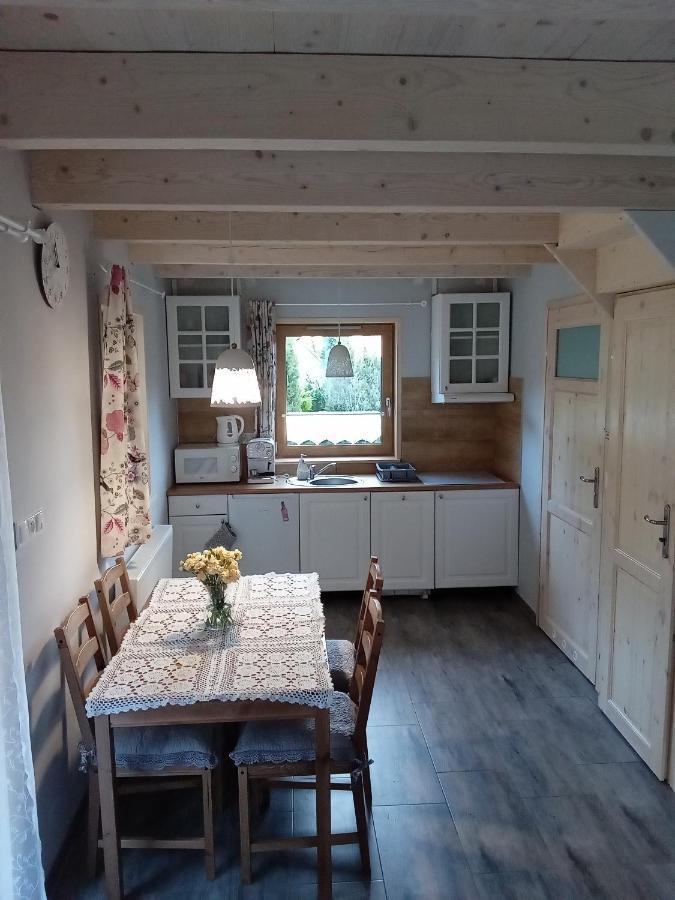 Domek Na Lesnym Wzgorzu Pieszyce Exteriér fotografie